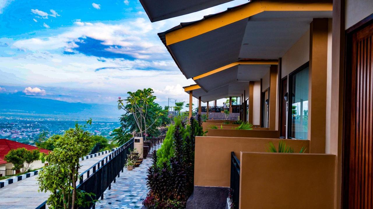 Bukit Indah Doda Hotel & Resorts Palu Eksteriør bilde