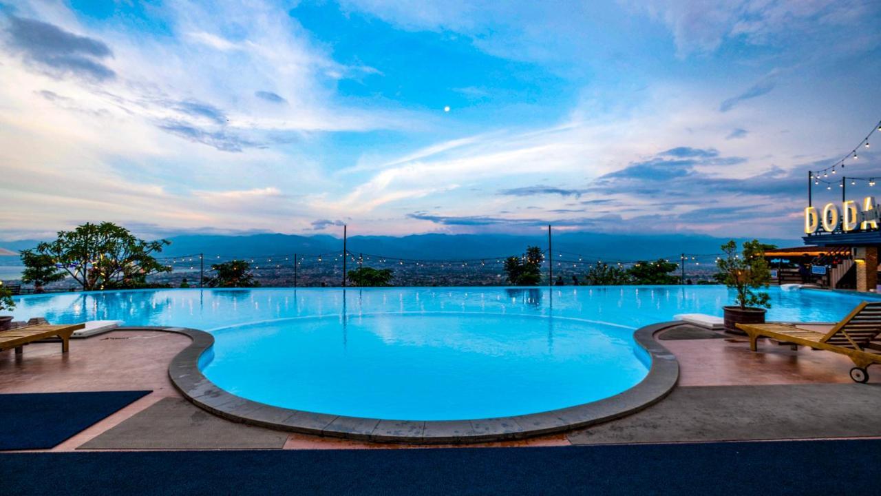Bukit Indah Doda Hotel & Resorts Palu Eksteriør bilde