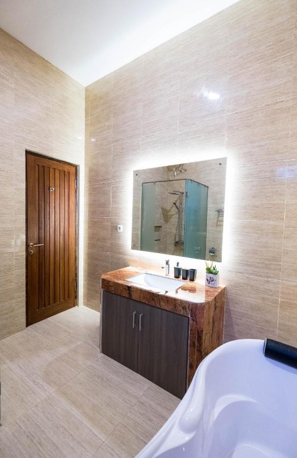 Bukit Indah Doda Hotel & Resorts Palu Eksteriør bilde